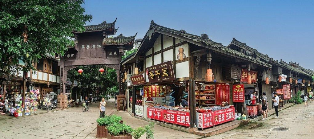 易筋经,第三势的掌托天门,拉筋方法,中医经络拍打法,健身气功